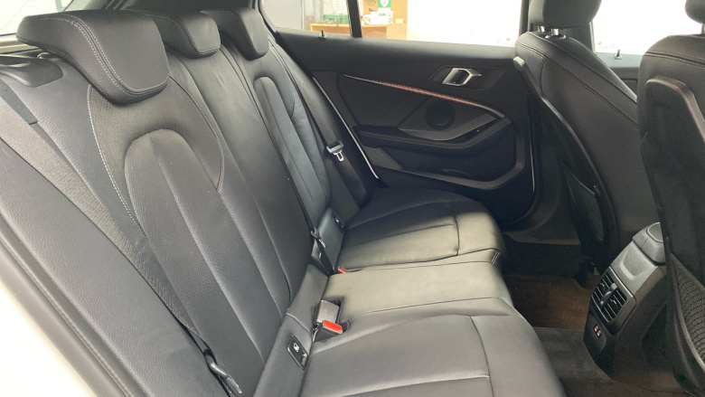 BMW 1 Series 118i [136] M Sport 5dr [Live Cockpit Professional] Petrol Hatchback